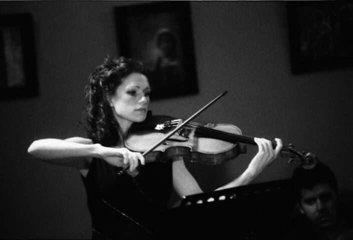 Surai Balbeisi Violin